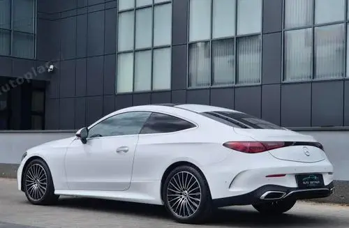 MERCEDES-BENZ Cle 