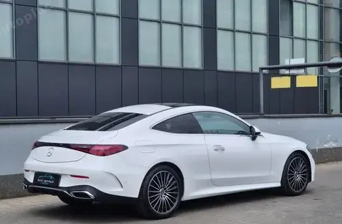 MERCEDES-BENZ Cle 