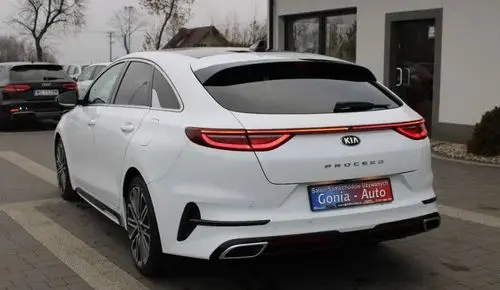 KIA Proceed 
