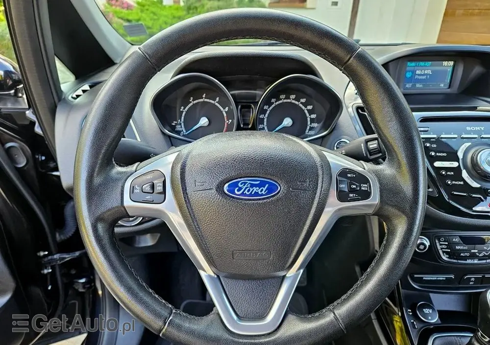 FORD B-MAX 1.0 EcoBoost Titanium