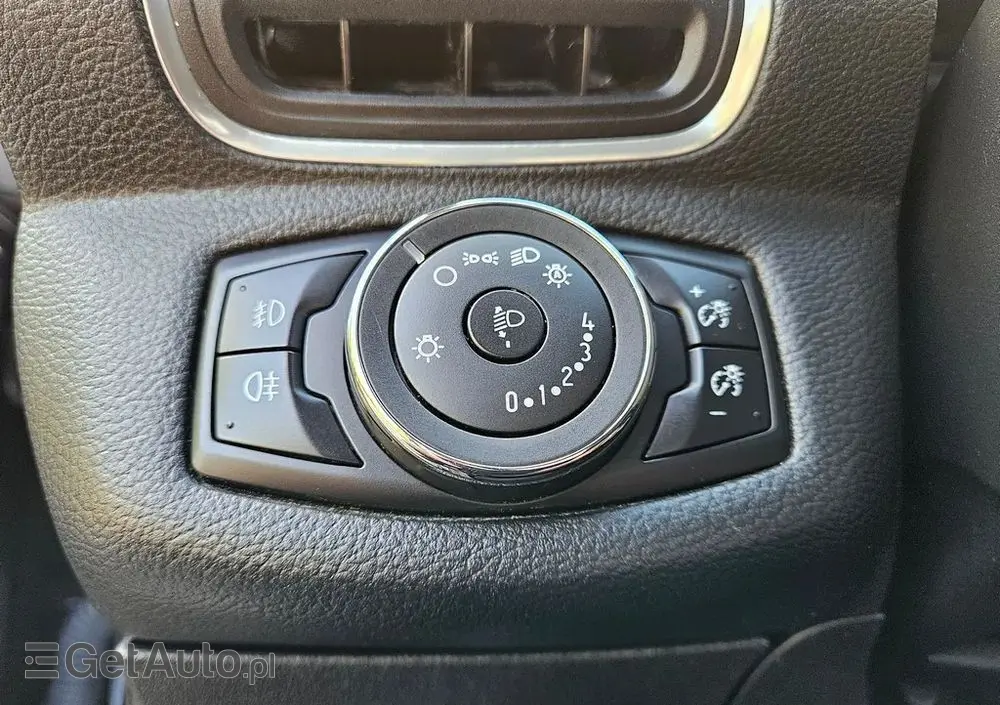 FORD B-MAX 1.0 EcoBoost Titanium