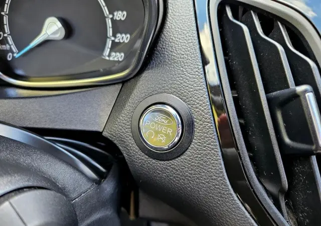 FORD B-MAX 1.0 EcoBoost Titanium