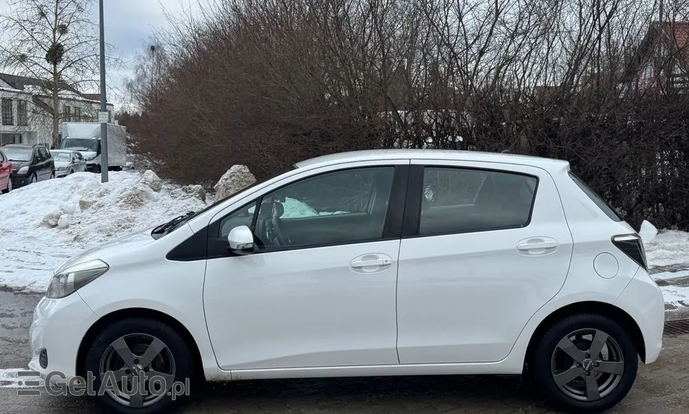 TOYOTA Yaris 1.0 VVT-i Trend