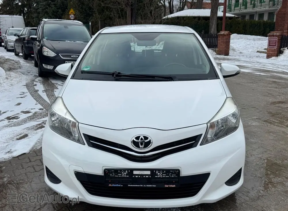 TOYOTA Yaris 1.0 VVT-i Trend