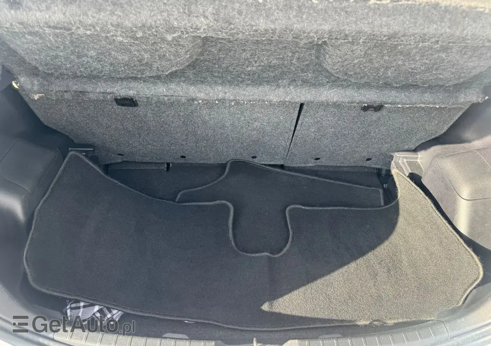 TOYOTA Yaris 1.0 VVT-i Trend