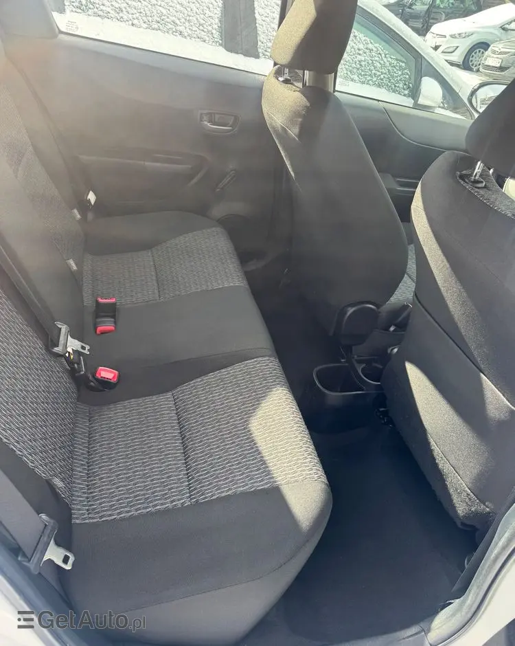 TOYOTA Yaris 1.0 VVT-i Trend