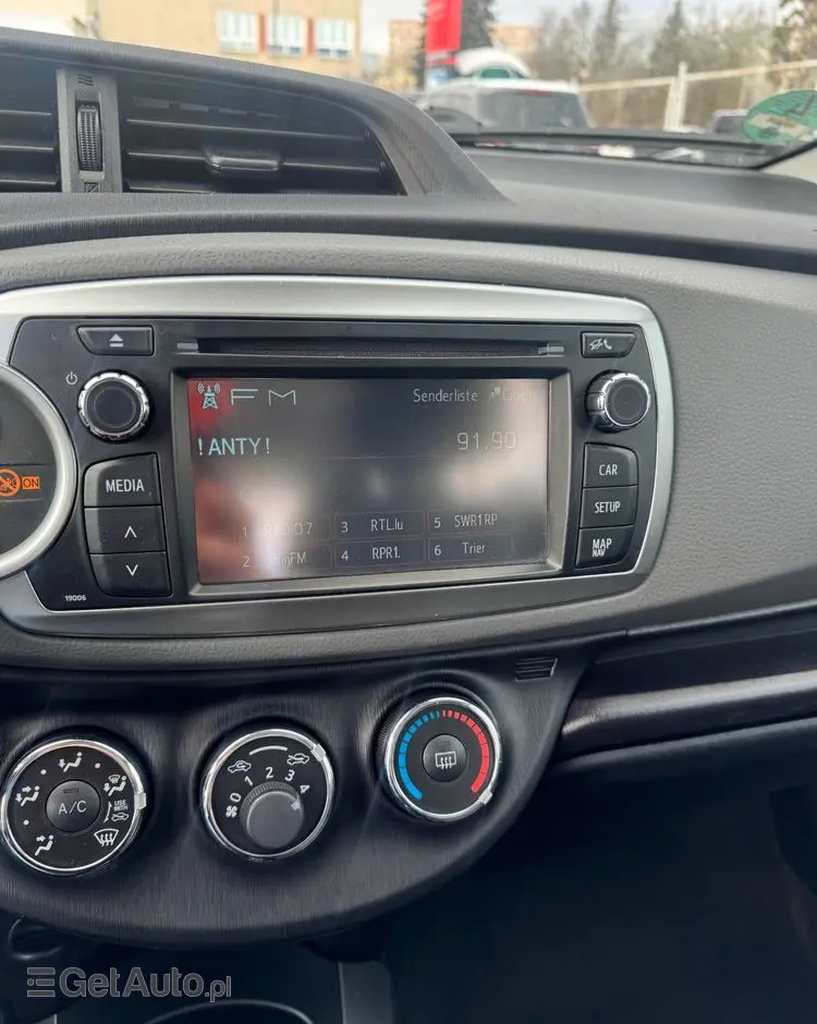 TOYOTA Yaris 1.0 VVT-i Trend