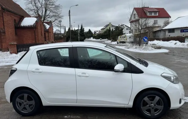 TOYOTA Yaris 1.0 VVT-i Trend