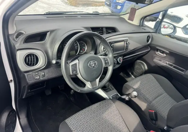 TOYOTA Yaris 1.0 VVT-i Trend