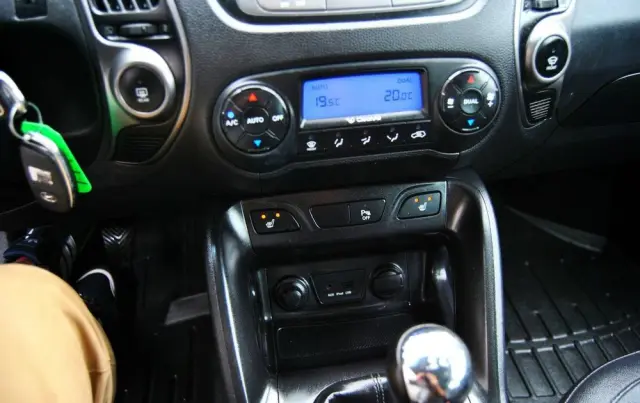 HYUNDAI Ix35 1.7 CRDi Premium 2WD