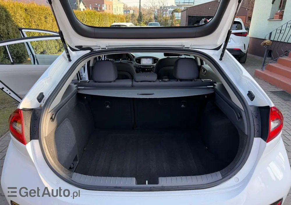 HYUNDAI IONIQ 1.6 GDI Style