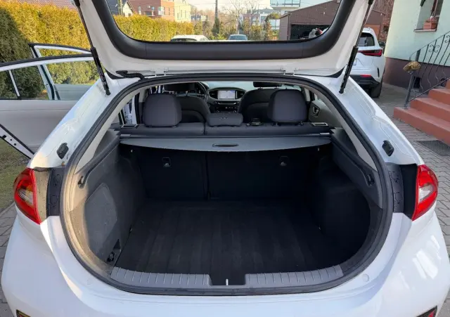 HYUNDAI IONIQ 1.6 GDI Style