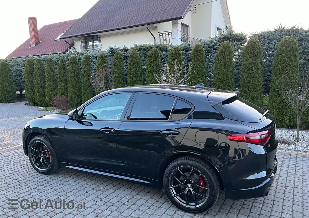 ALFA ROMEO Stelvio 2.0 Turbo Veloce Q4