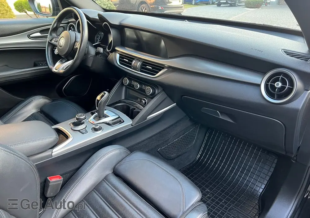 ALFA ROMEO Stelvio 2.0 Turbo Veloce Q4