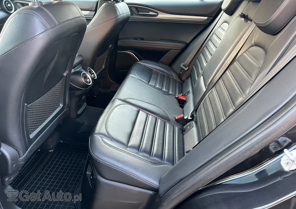 ALFA ROMEO Stelvio 2.0 Turbo Veloce Q4