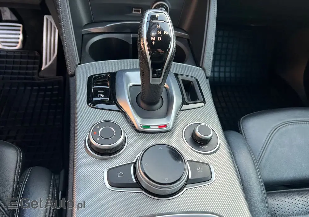 ALFA ROMEO Stelvio 2.0 Turbo Veloce Q4