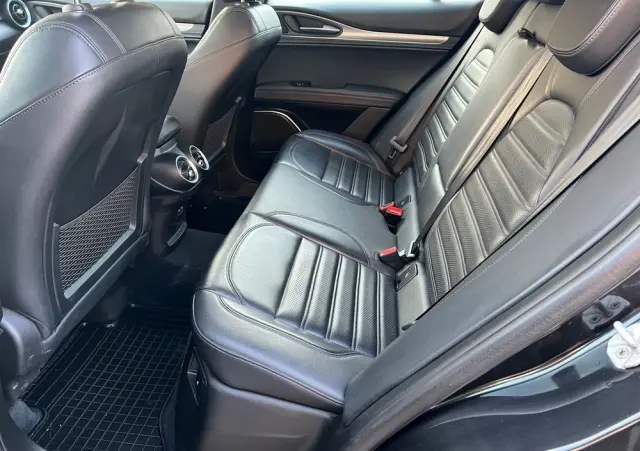 ALFA ROMEO Stelvio 2.0 Turbo Veloce Q4