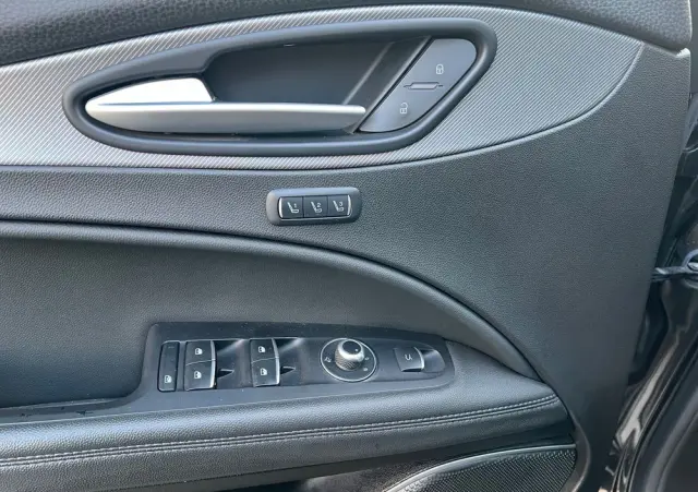 ALFA ROMEO Stelvio 2.0 Turbo Veloce Q4