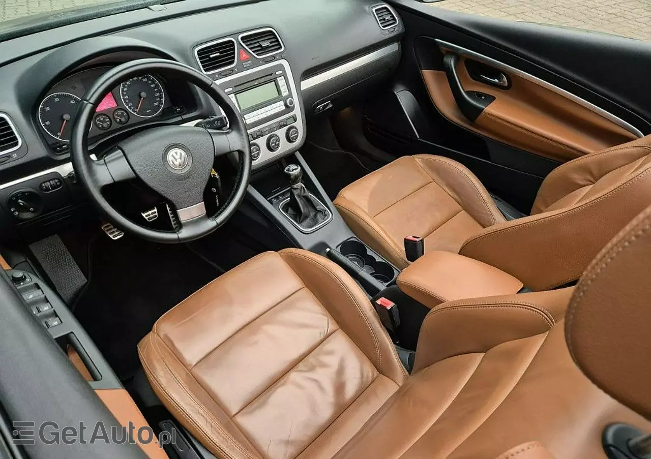 VOLKSWAGEN Eos 