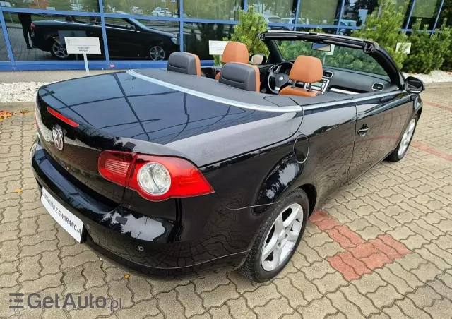 VOLKSWAGEN Eos 