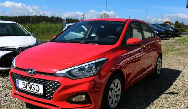 HYUNDAI I20 