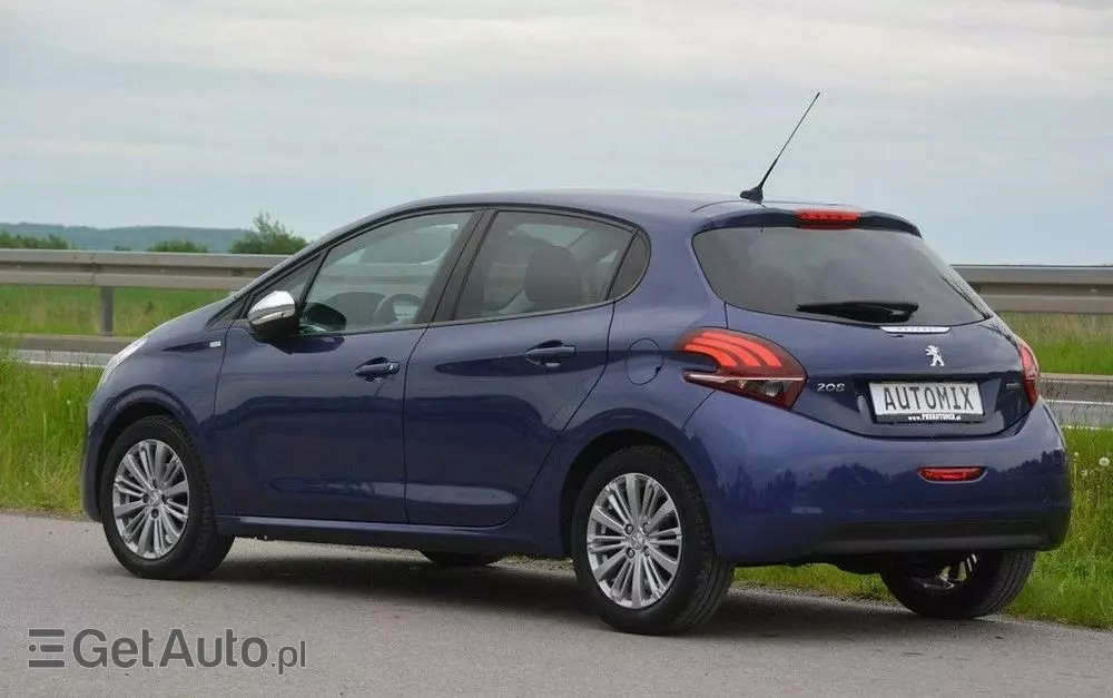 PEUGEOT 208 PureTech 82 Start & Stop Style