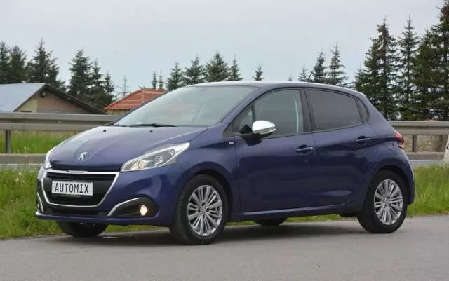PEUGEOT 208 PureTech 82 Start & Stop Style