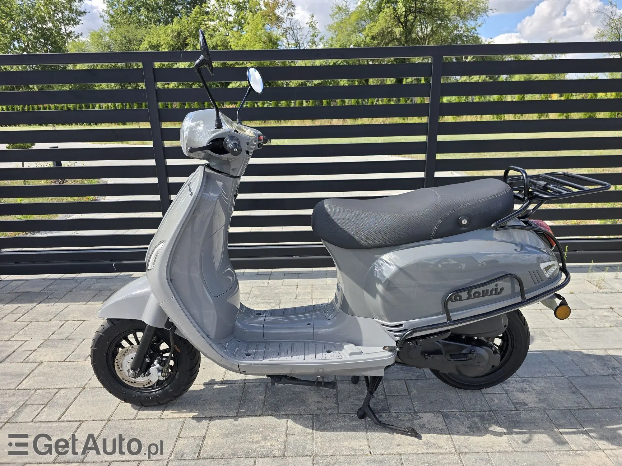 VESPA LA Souris Retro 
