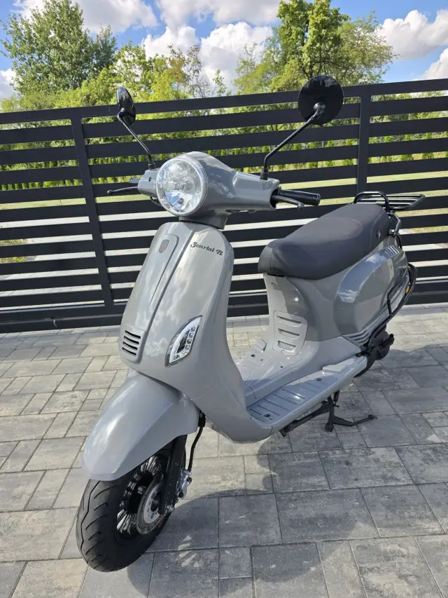 VESPA LA Souris Retro 