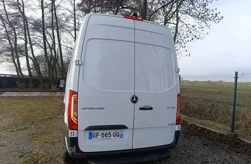 MERCEDES-BENZ Sprinter 