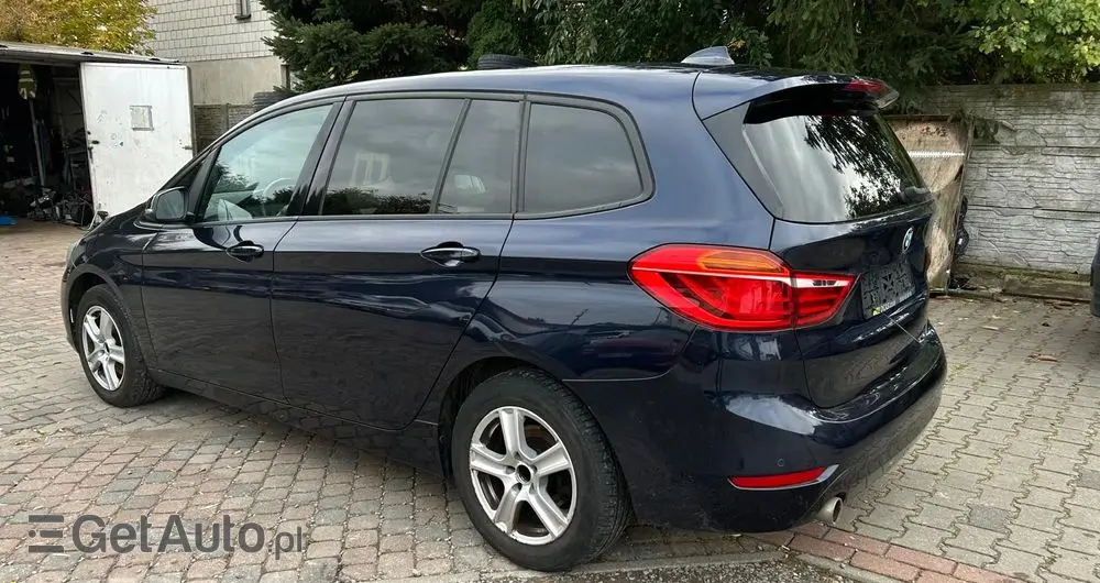 BMW Seria 2 218d Active Tourer Advantage