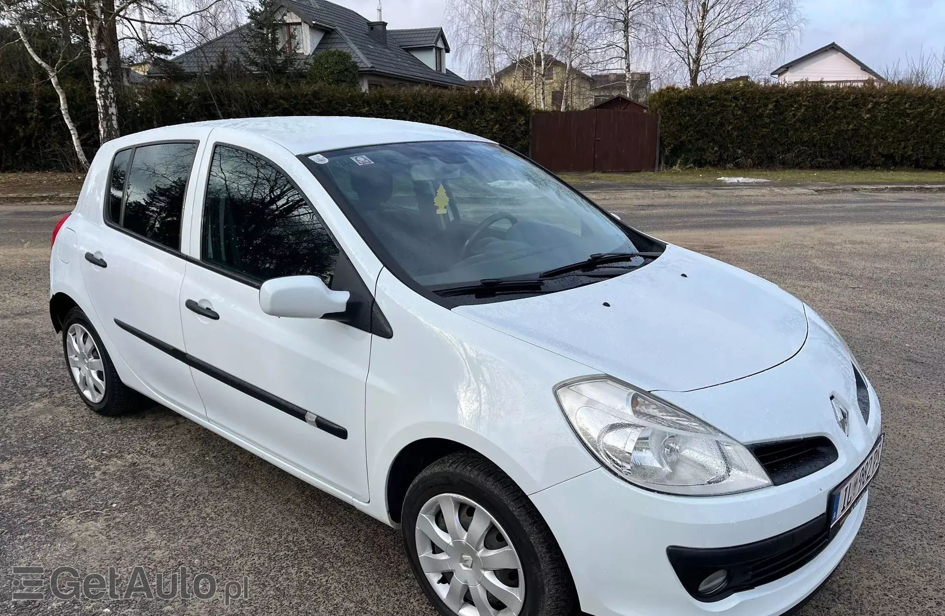 RENAULT Clio 1.2i 16V (75 KM)