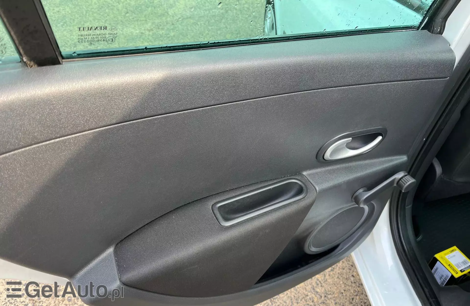 RENAULT Clio 1.2i 16V (75 KM)