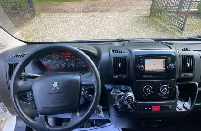 PEUGEOT Boxer 