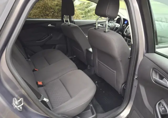 FORD Focus 1.0 EcoBoost Start-Stopp-System Ambiente