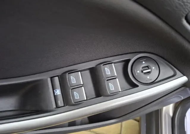 FORD Focus 1.0 EcoBoost Start-Stopp-System Ambiente