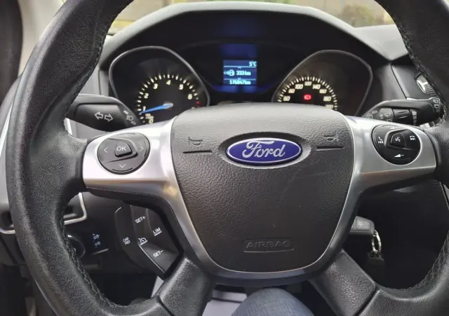 FORD Focus 1.0 EcoBoost Start-Stopp-System Ambiente