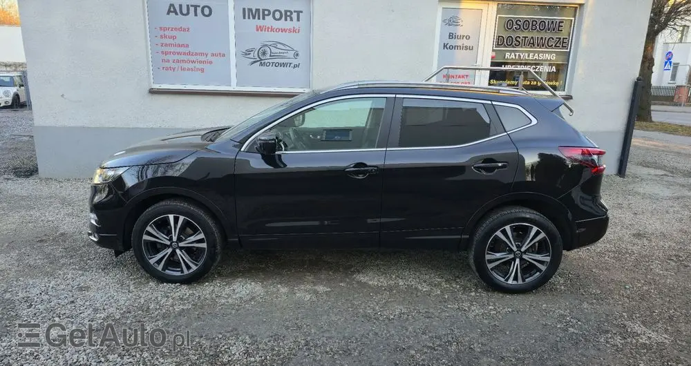 NISSAN Qashqai 1.3 DIG-T DCT N-CONNECTA