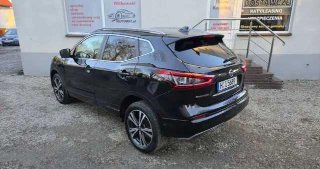 NISSAN Qashqai 1.3 DIG-T DCT N-CONNECTA