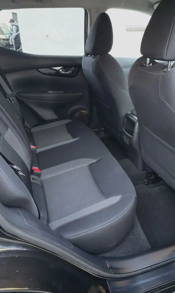 NISSAN Qashqai 1.3 DIG-T DCT N-CONNECTA