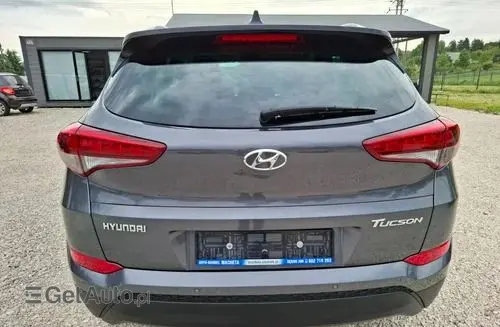 HYUNDAI Tucson 
