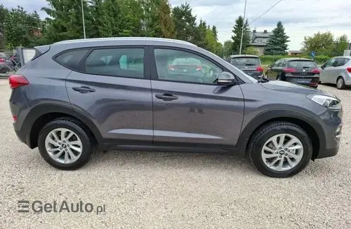 HYUNDAI Tucson 