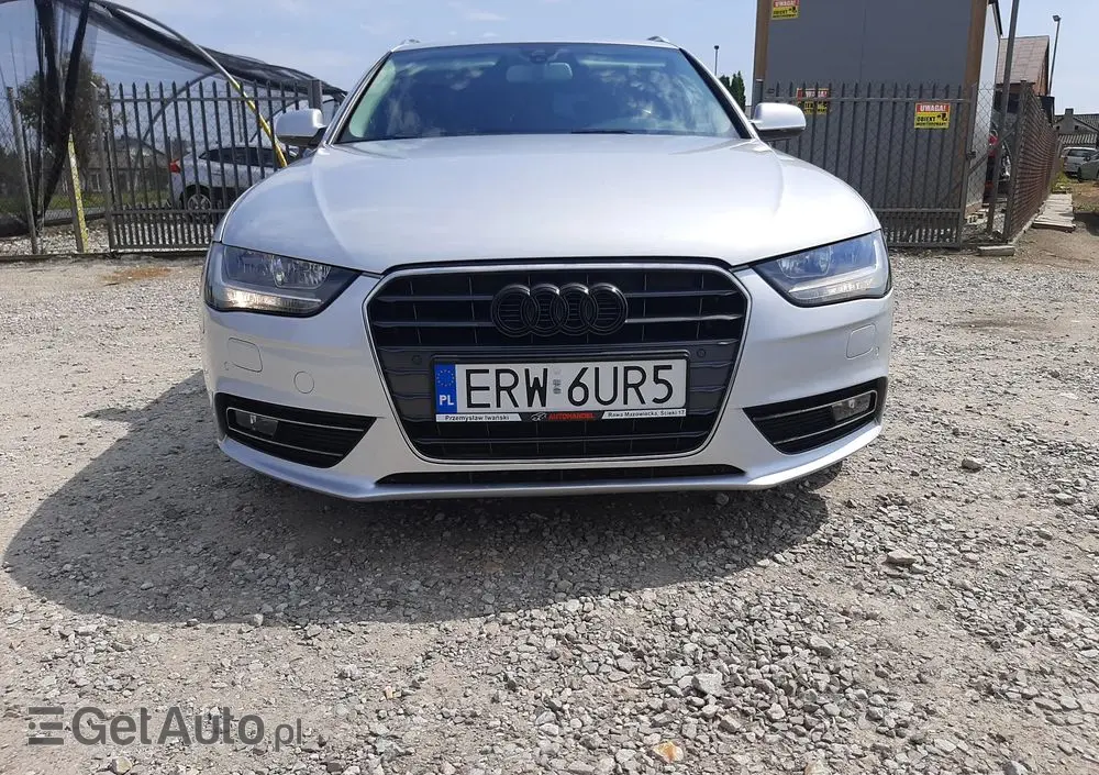 AUDI A4 Avant 2.0 TDI DPF Attraction