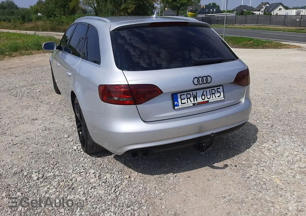 AUDI A4 Avant 2.0 TDI DPF Attraction