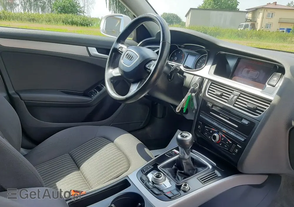 AUDI A4 Avant 2.0 TDI DPF Attraction