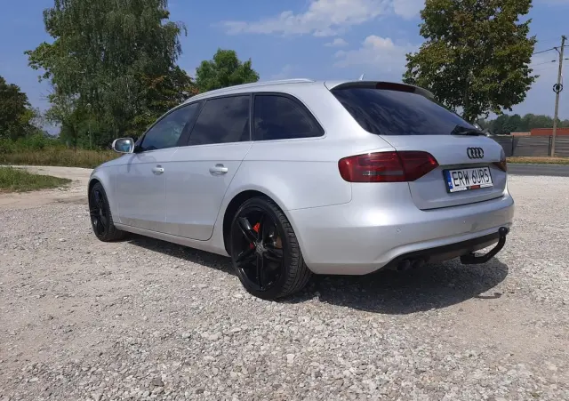 AUDI A4 Avant 2.0 TDI DPF Attraction
