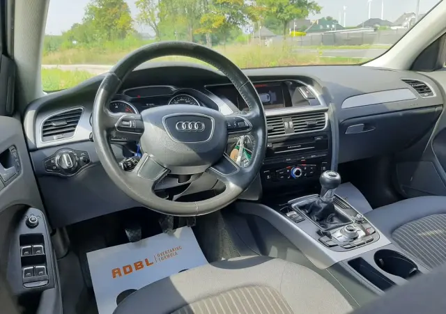 AUDI A4 Avant 2.0 TDI DPF Attraction
