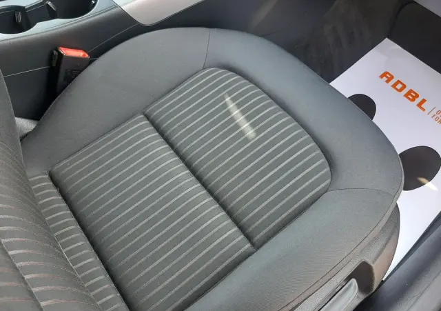 AUDI A4 Avant 2.0 TDI DPF Attraction
