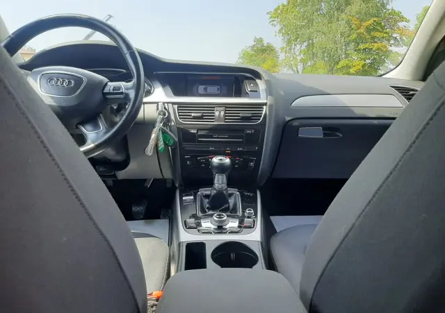 AUDI A4 Avant 2.0 TDI DPF Attraction