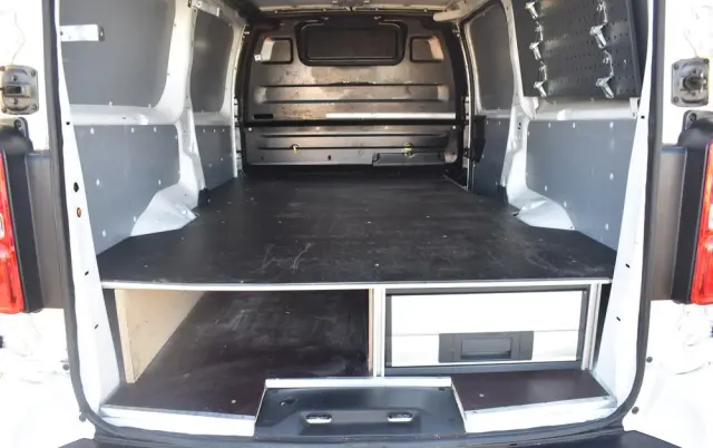 OPEL VIVARO 2.0 CDTI EXTRA LONG 